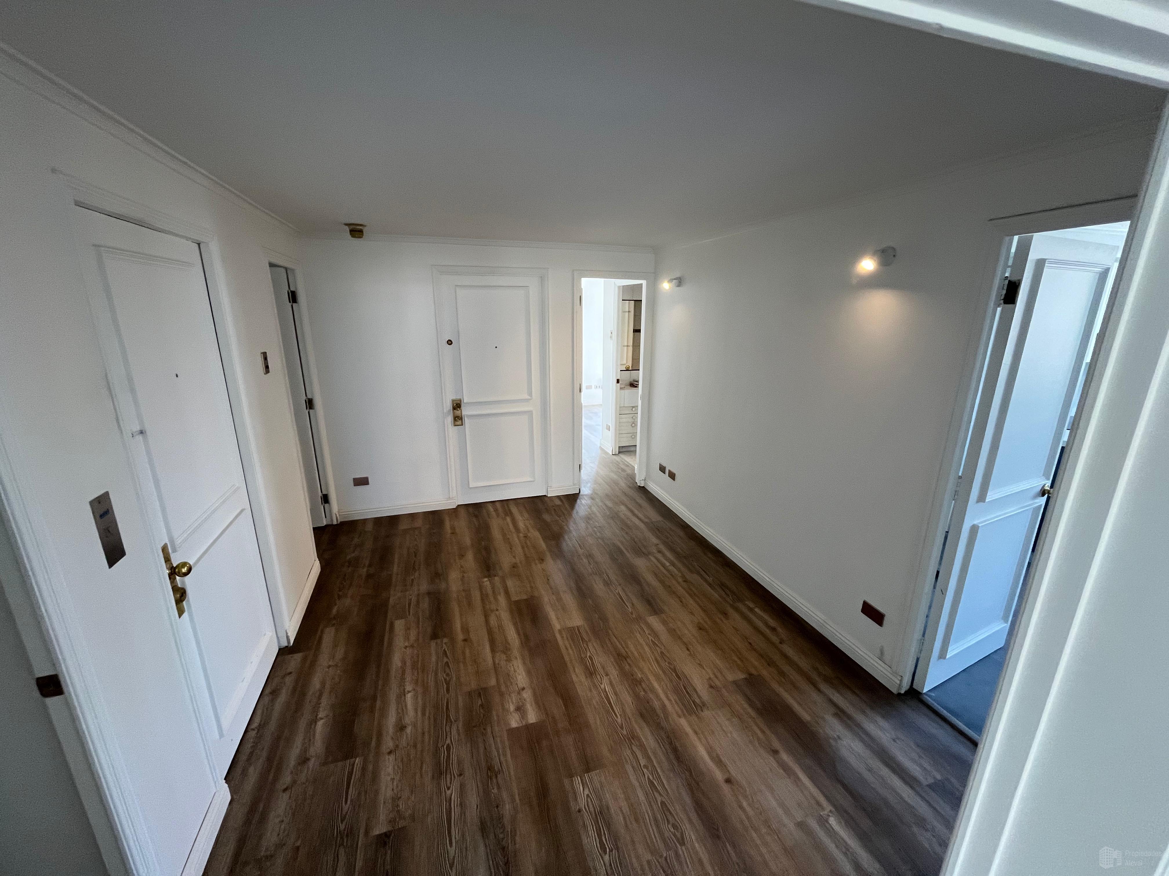 ARRIENDO SUPER DEPTO 4 DORM 3 BAÑOS METRO TOBALABA
