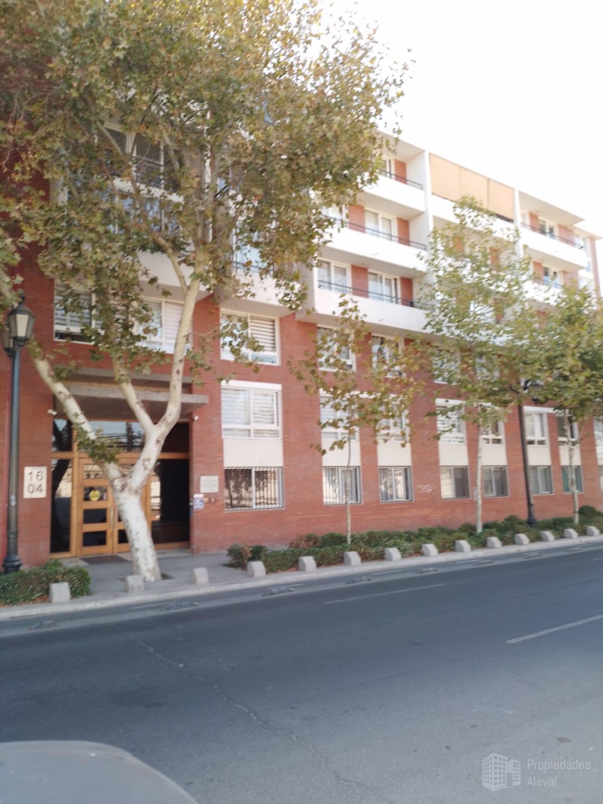 ARRIENDO DEPTO 2D METRO RONDIZZONI 
